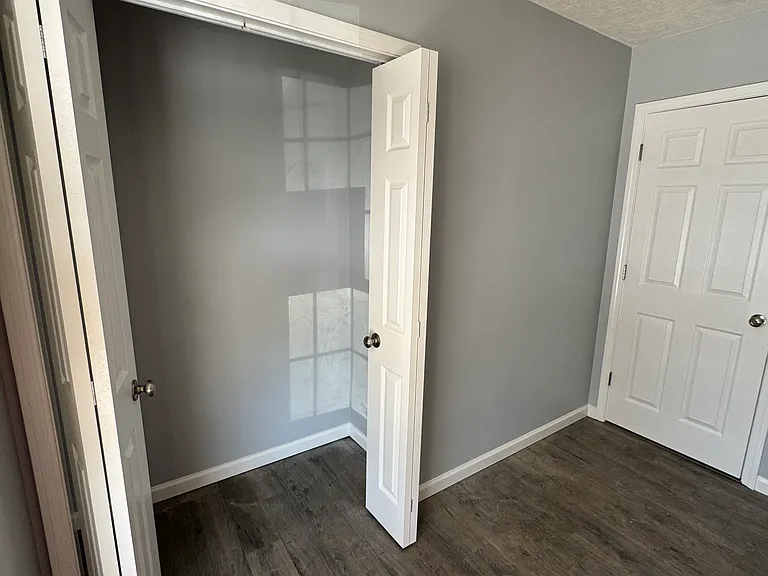 1211 Redbud St — Photo 18