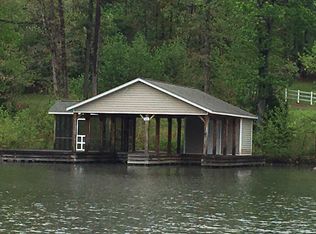 1182 Crystal Forest Dr, Semora, NC 27343