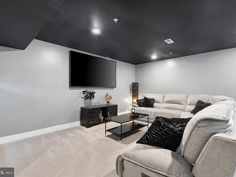 5680 Lewis Carroll Dr — Photo 37