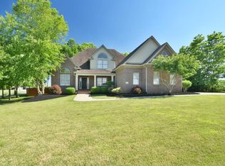 119 Augusta Dr, Winchester, KY 40391