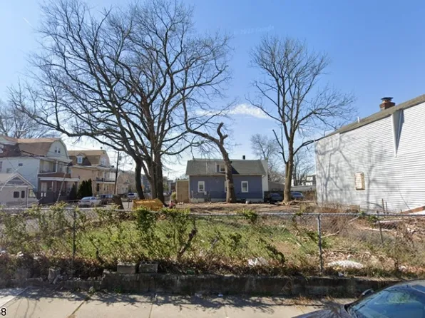 36 Shaw Ave, Newark City, NJ 07112