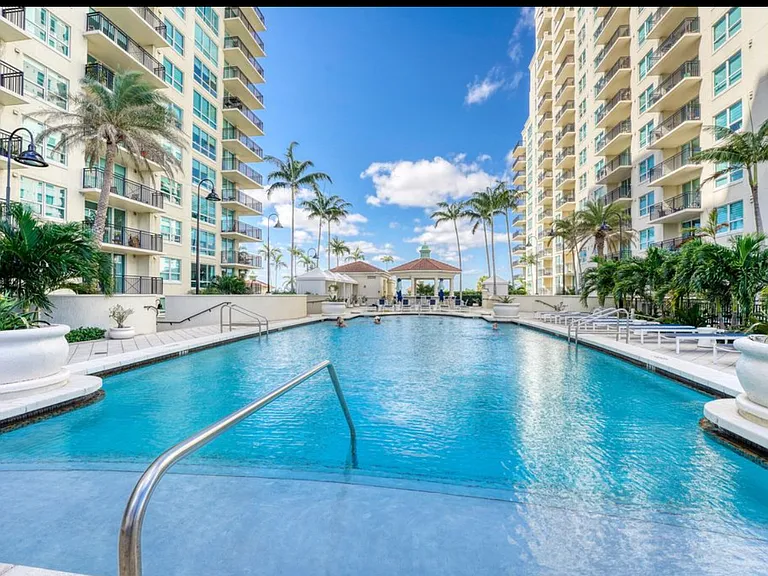 600 W Las Olas Blvd #804S — Photo 7