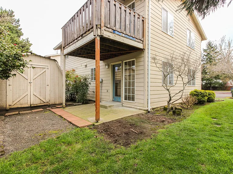 2739 SW Jasmine Pl — Photo 16