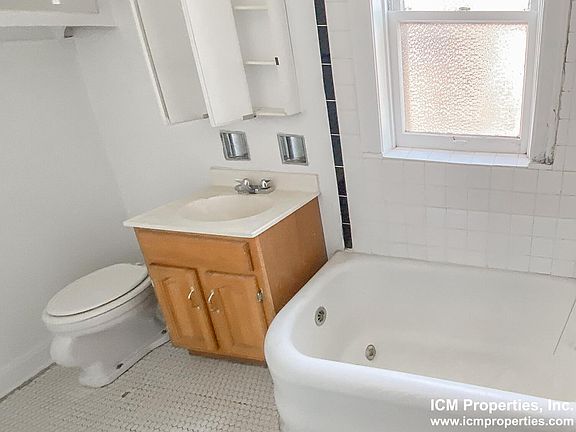 5th image of 1624 W Sunnyside Ave #3F