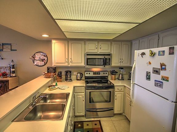 3rd image of 2800 Gulf Blvd APT 901