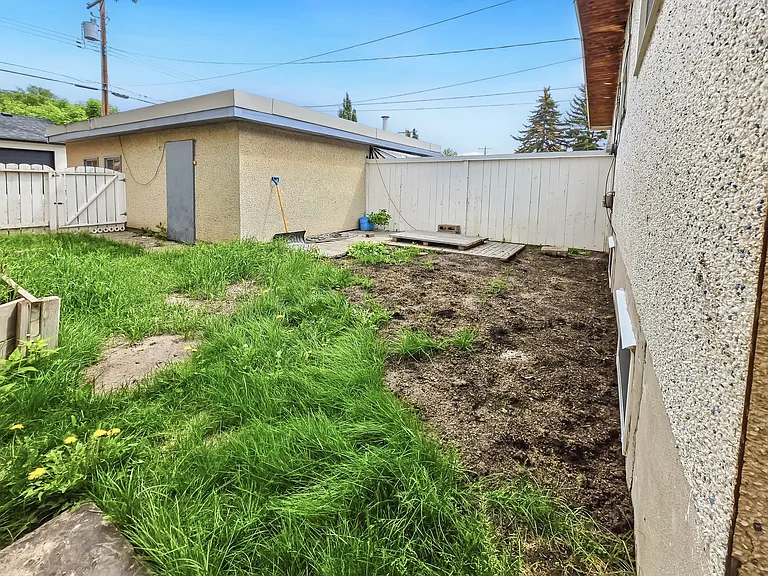 614 56th Ave SW — Photo 26