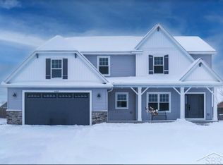 6867 Wild Pine Cir, Saginaw, MI 48603