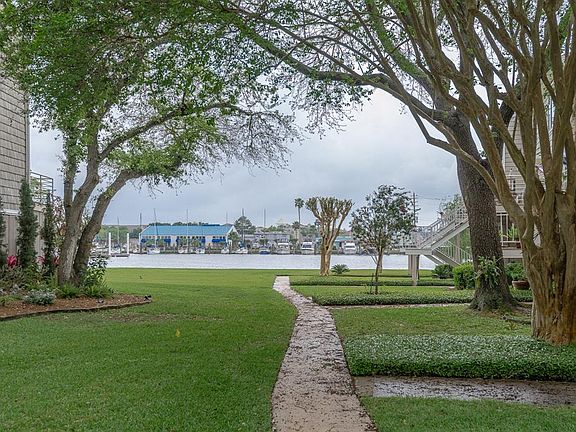 Grab your favorite beverage and enjoy your relaxing water view.