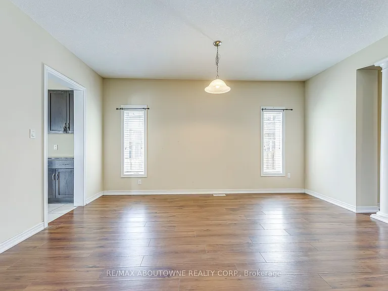 816 Roulston St — Photo 6