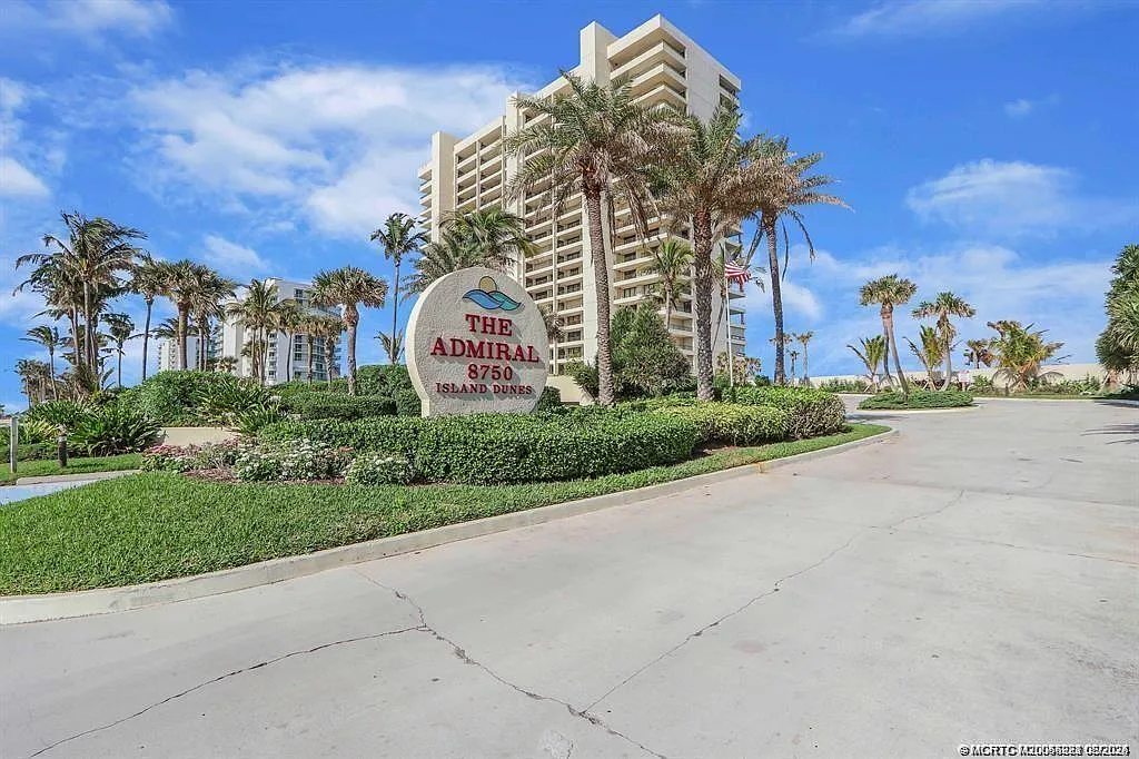 Building Photo - 8750 S Ocean Dr #1635