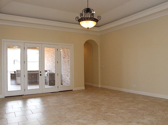5th image of 6207 Dunbarton Oaks Blvd