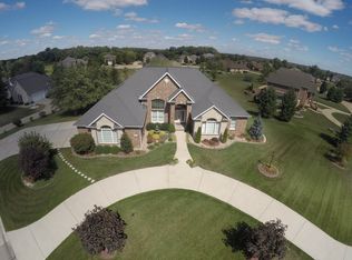 5313 Fox Crest Dr, Edwardsville, IL 62025