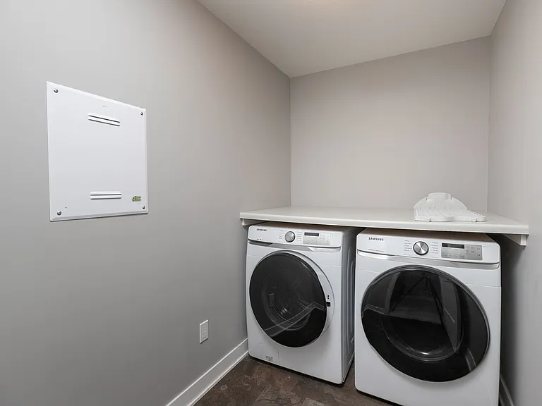 113 Fairway St — Photo 17