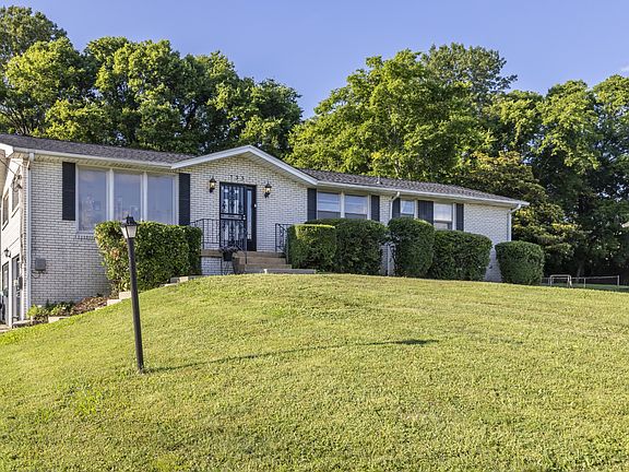 2nd image of 135 Southridge Dr
