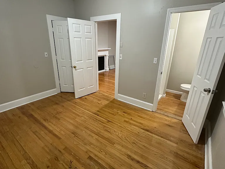 153 James St #11 — Photo 17