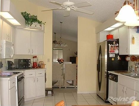 Bright Kitchen