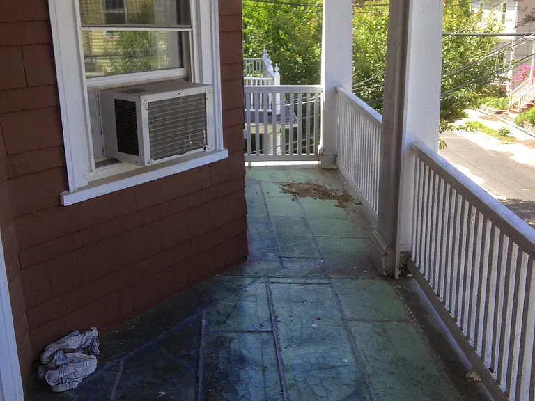 115 4th St #2 — Photo 5