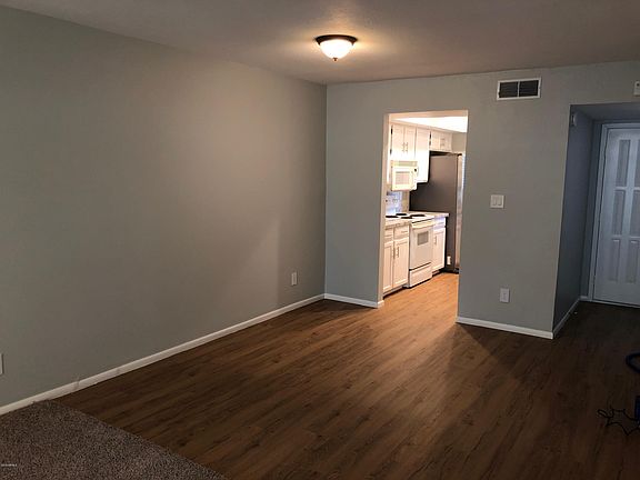 5th image of 4520 W Maryland Ave