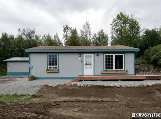 21708 E Arnold Cir, Palmer, AK 99645