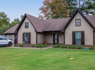 6795 Slash Pine Dr, Walls, MS 38680