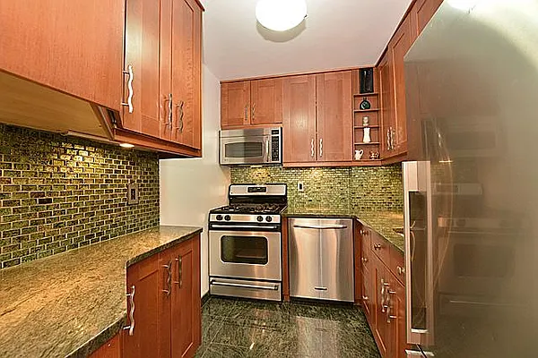 Sold by Nardoni Realty, Inc. | media 16