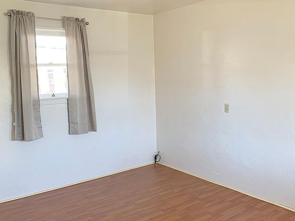 2nd image of 407 E Yaney St Unit A