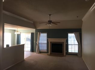 1099 Charles St, Pea Ridge, AR 72751