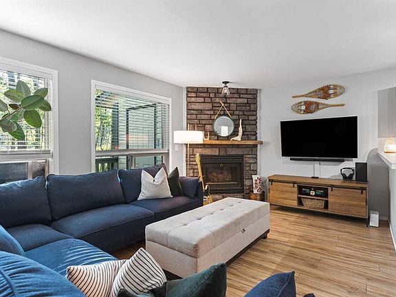 4th image of 300 W 2nd Ave #41