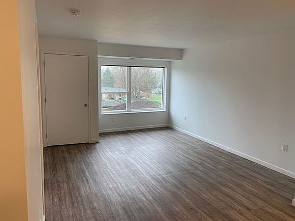2nd image of 2275 4th St NW #314