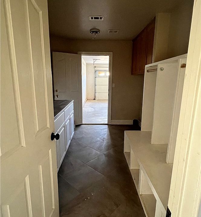 5858 White Fox Trl, Phelan, CA 92371 MLS OC23063656 Zillow