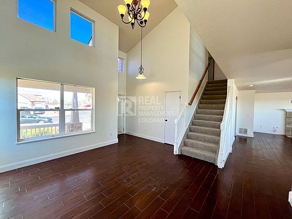 2nd image of 3121 Poughkeepsie Dr