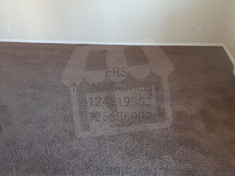 2nd image of 1211 Lincoln Ave #7