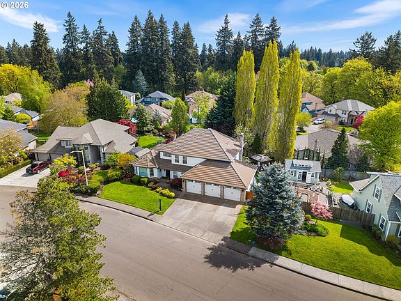 5th image of 11507 NE 33rd Ave