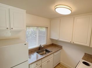 2515 V St APT 7, Sacramento, CA 95818