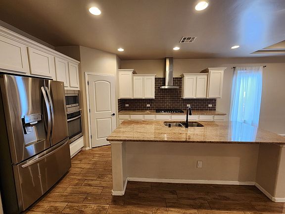 4th image of 4782 La Poblana Ave