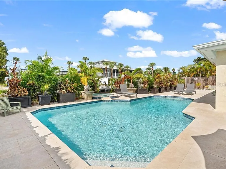 327 Avenida Milano — Photo 53