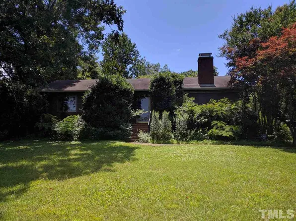 215 Governor Burke Rd, Hillsborough, NC 27278