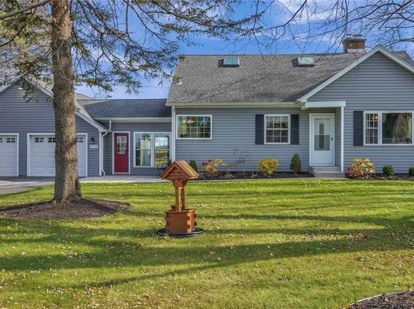 9719 Jennings Rd, Eden, NY 14057