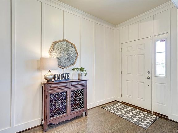 5th image of 8626 Oakham Dr