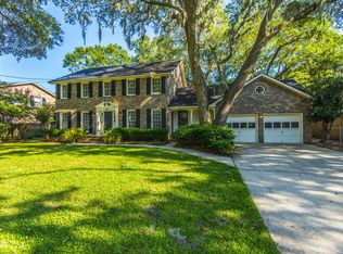 1421 Drexell Dr, Charleston, SC 29407