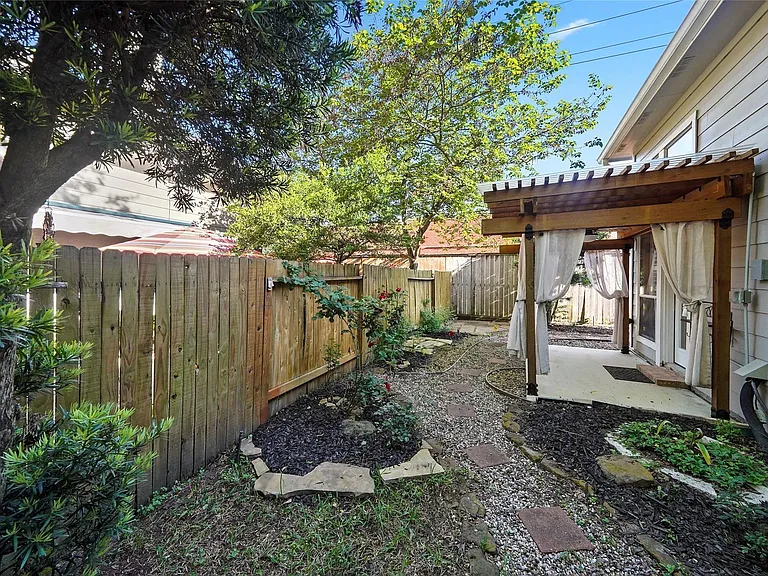 2351 Summit Way Ct — Photo 24
