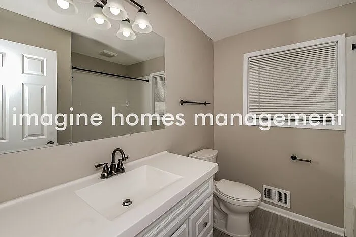 1323 Easter Ln — Photo 11