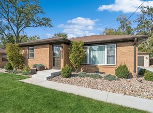 7217 Roseland Dr, Urbandale, IA 50322