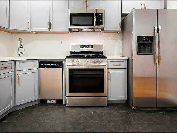 4th image of 273 Malcolm X Blvd APT 3