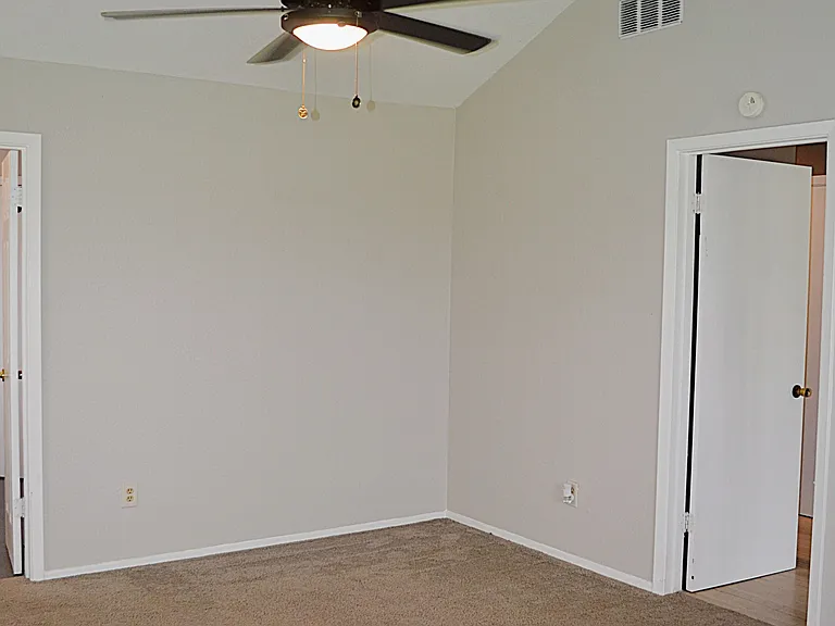 4312 Creekside Dr — Photo 19