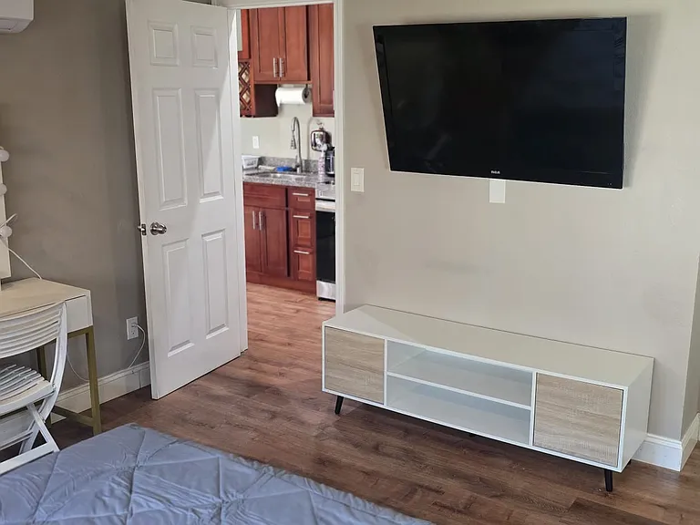 2604 Sierra Vista Ct #115 — Photo 15