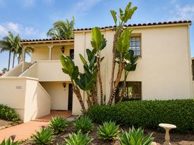532 E Arrellaga St, Santa Barbara, CA