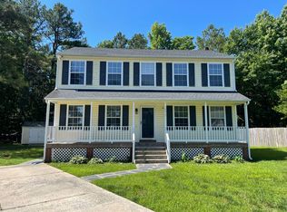14415 Traywick Dr, Chester, VA 23836