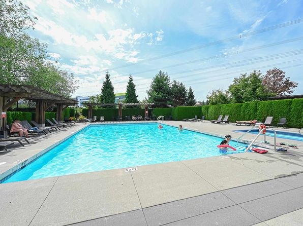 2 bedroom rental in Surrey — photo 26