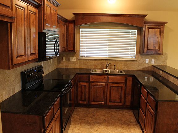 4th image of 5913 N 34th St